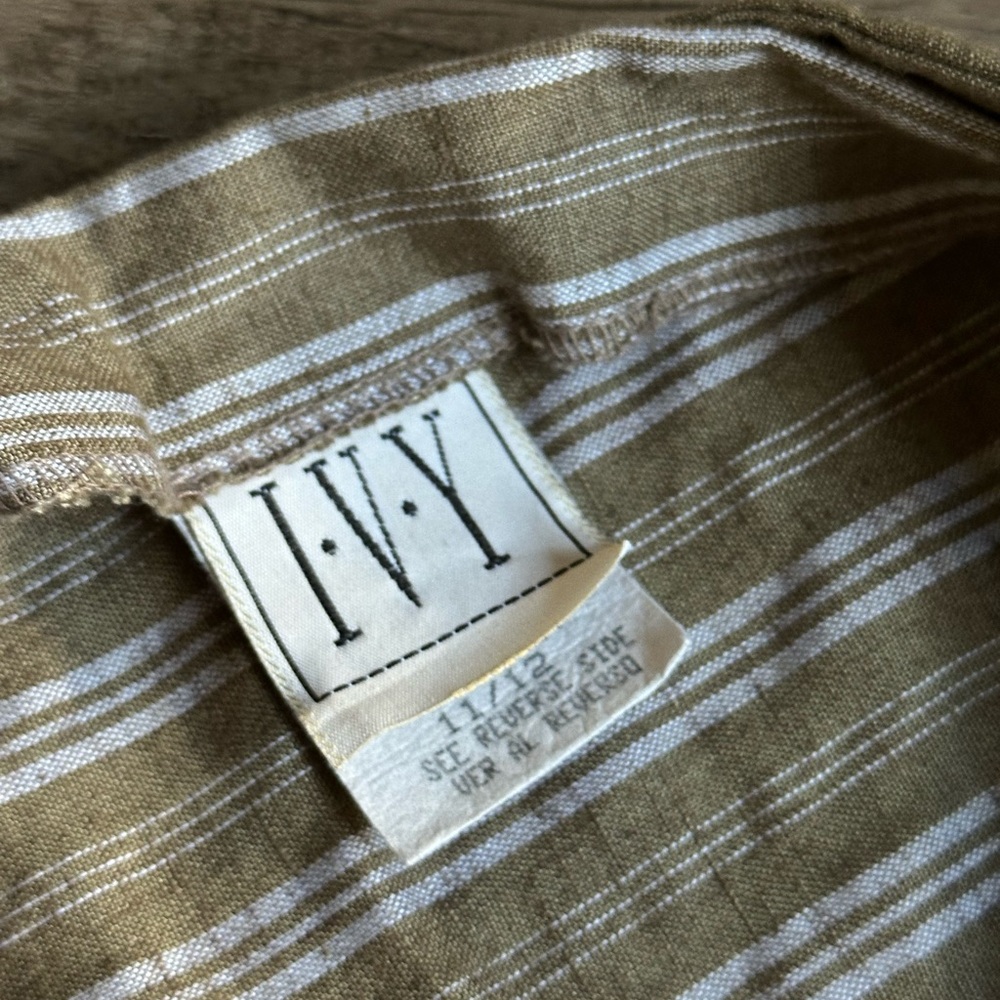 Chic brown white full Button-Down Striped Pencil … - image 11